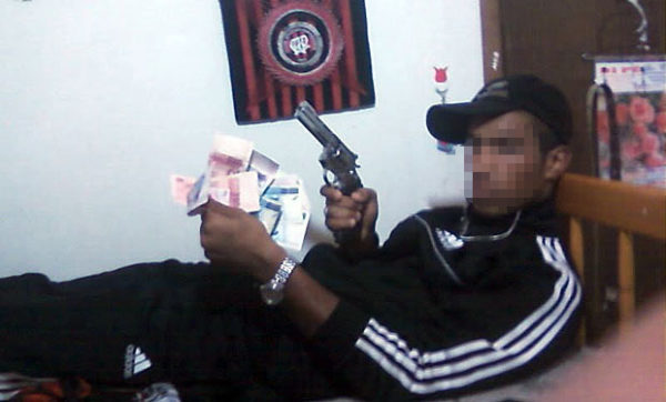 Bandido armado